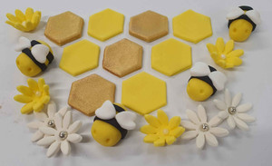 Edible Bumble Bee & Daisy Cake Decorations 20 Piece Edible Bumble Bee & Daisy Cake Decorations 20 Piece