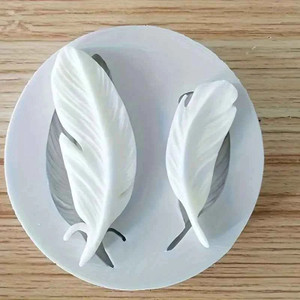 Silicone Feather Mould - 2 Size Cavities Silicone Feather Mould - 2 Size Cavities