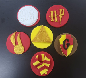 Harry Potter Theme Edible Cupcake Decorations. Harry Potter Theme Edible Cupcake Decorations.