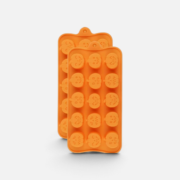 Halloween Pumpkin Silicone Mould with 15 assorted jack-o'-lantern face cavities, 21cm x 10.5cm