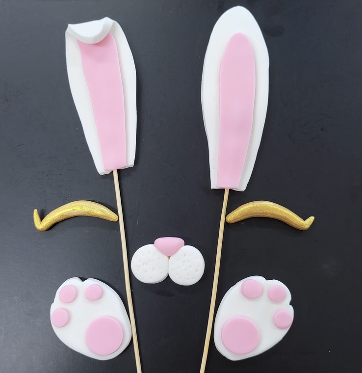 Cute Bunny Edible Cake Decorating Kit