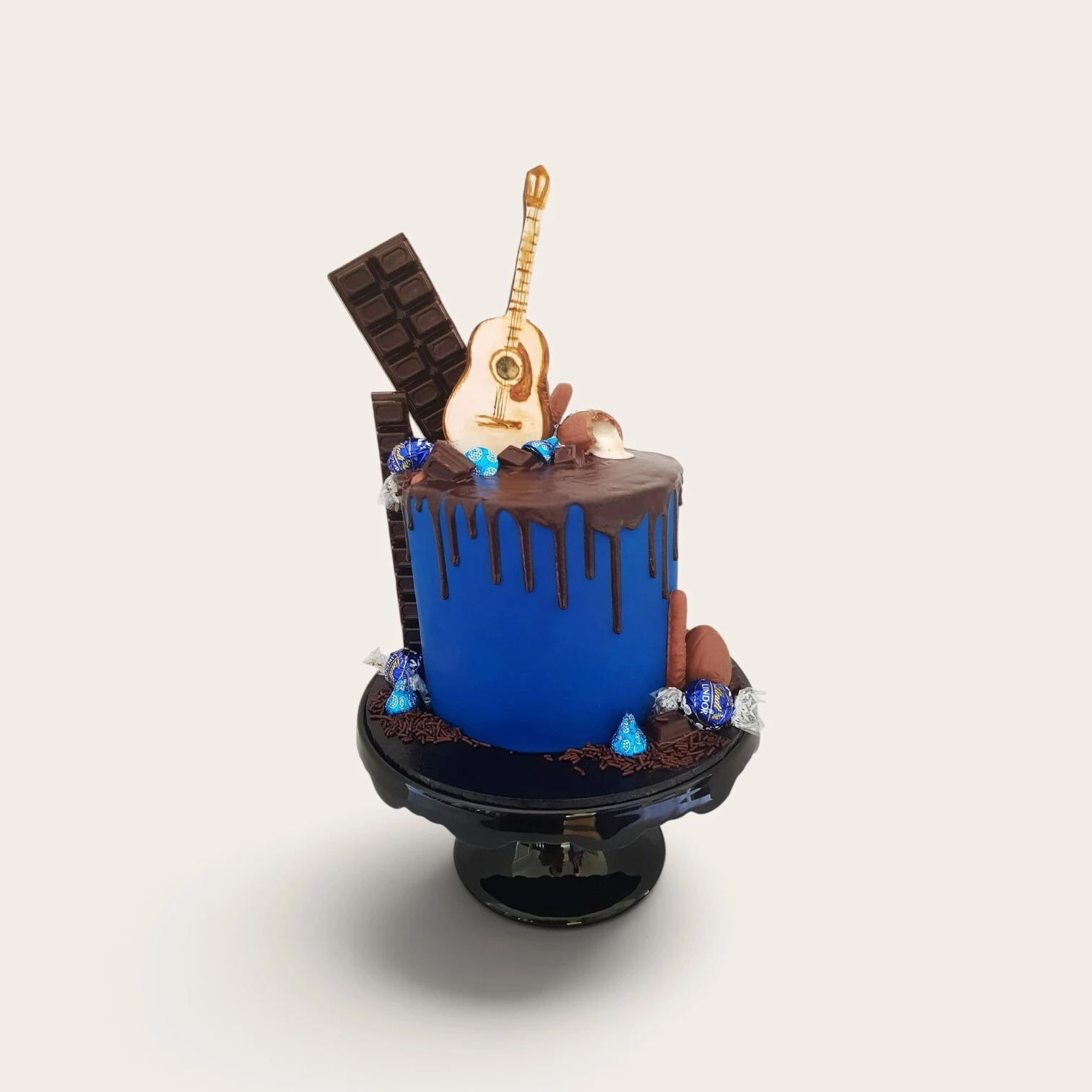 18th birthday cake with guitar.jpg