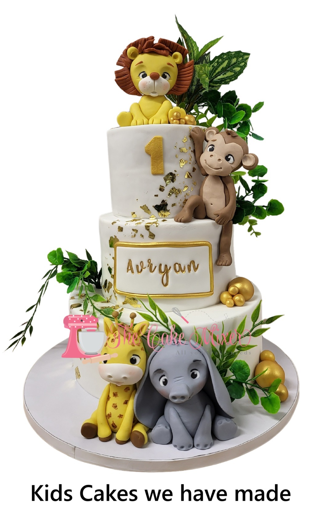 1st birthday 3 tier safari cake.jpg