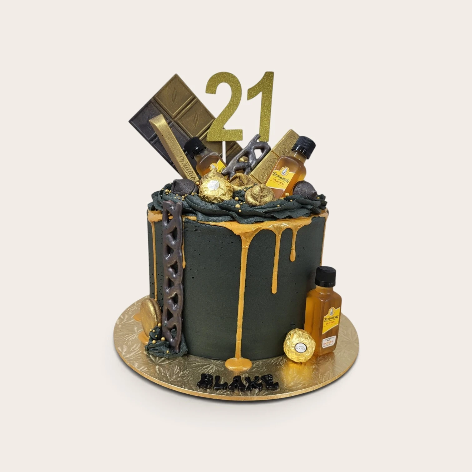 21st black gold drip cake.jpg
