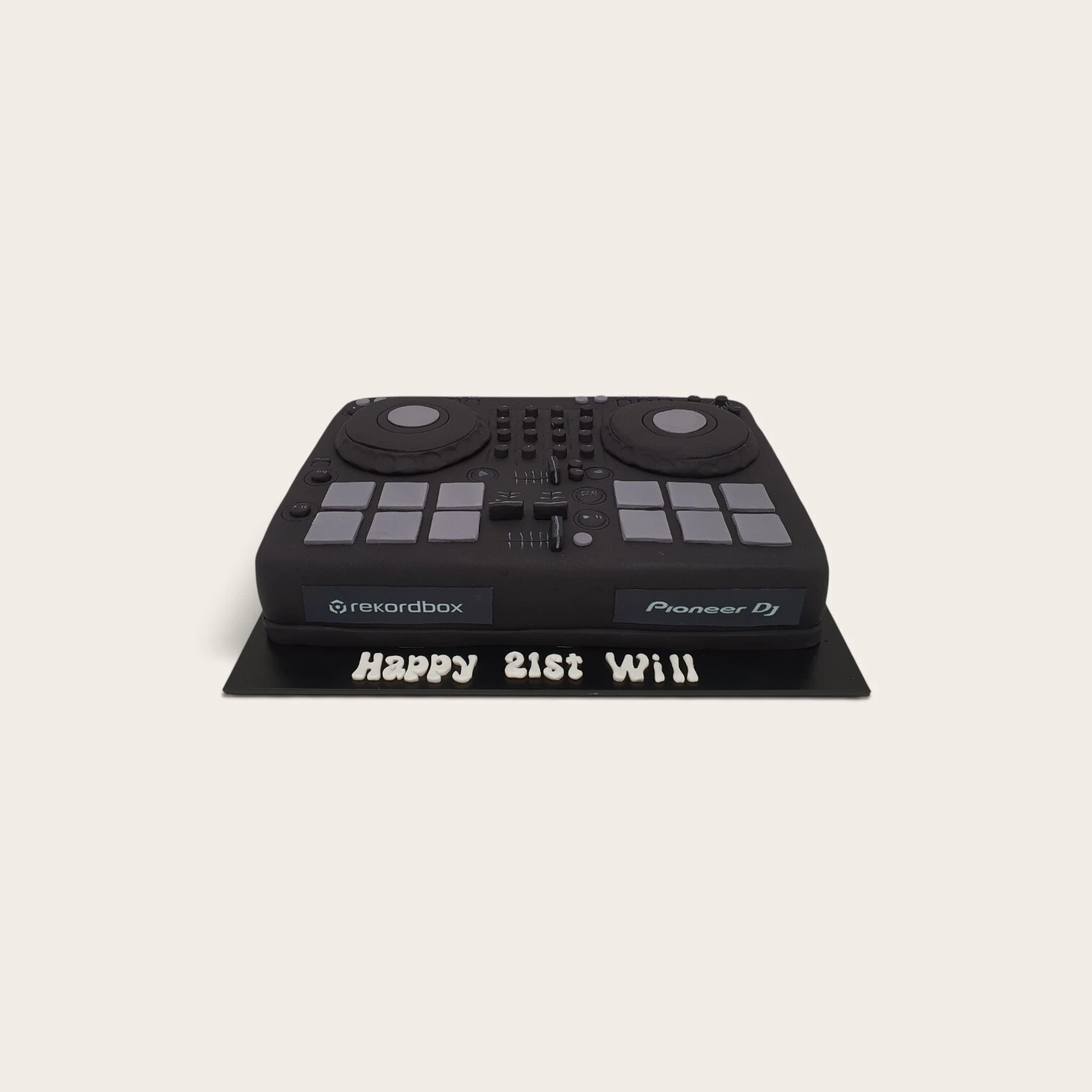 21st dj deck cake.jpg