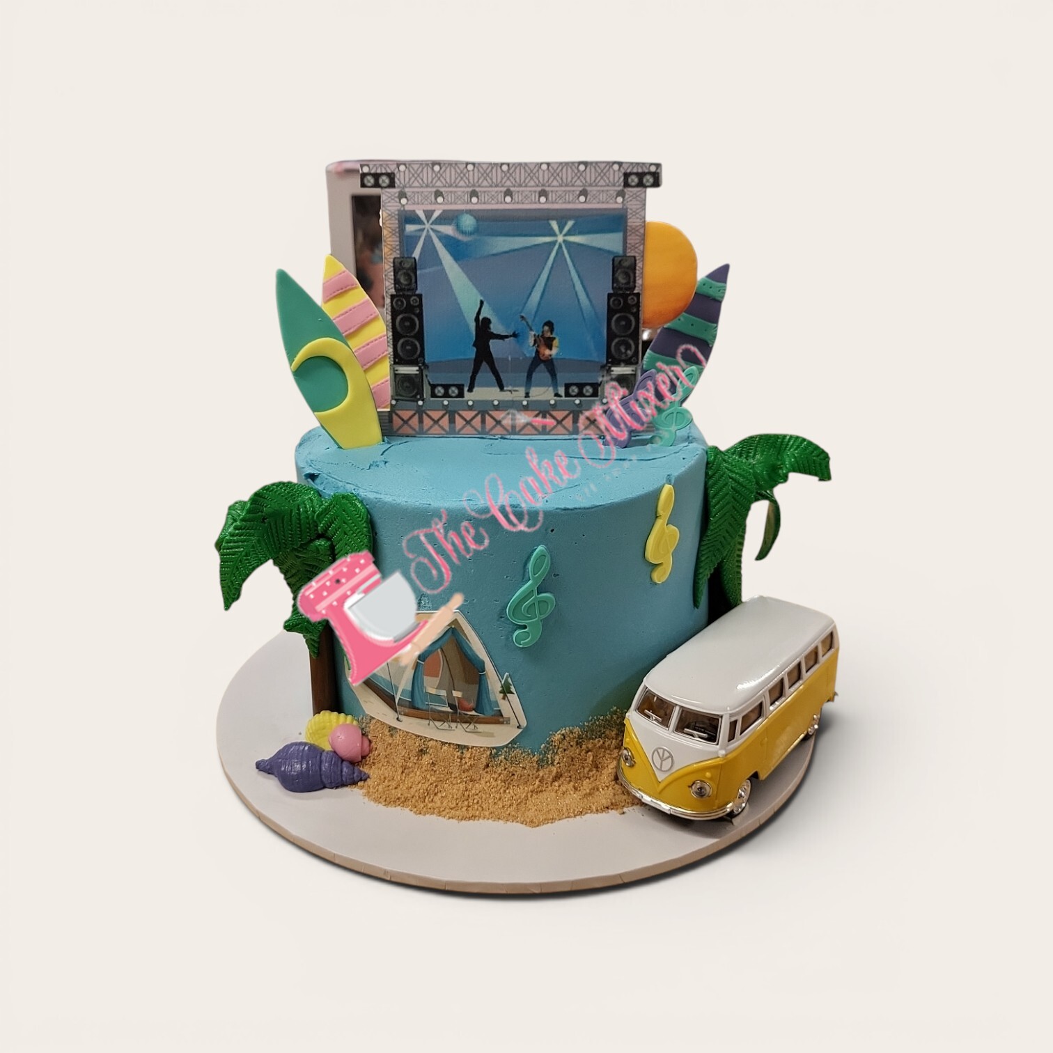 beach concert cake.jpg
