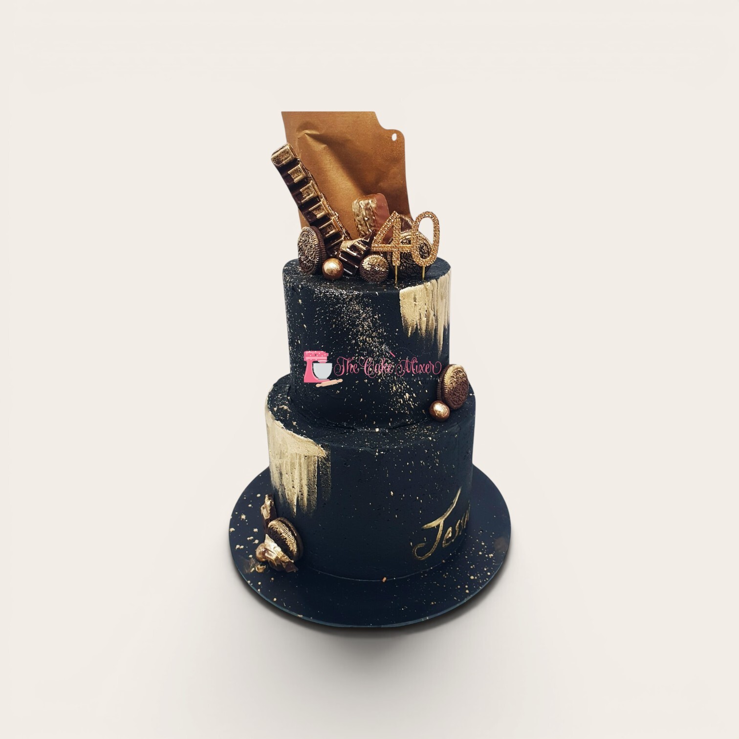 black and gold 40th birthday cake.jpg