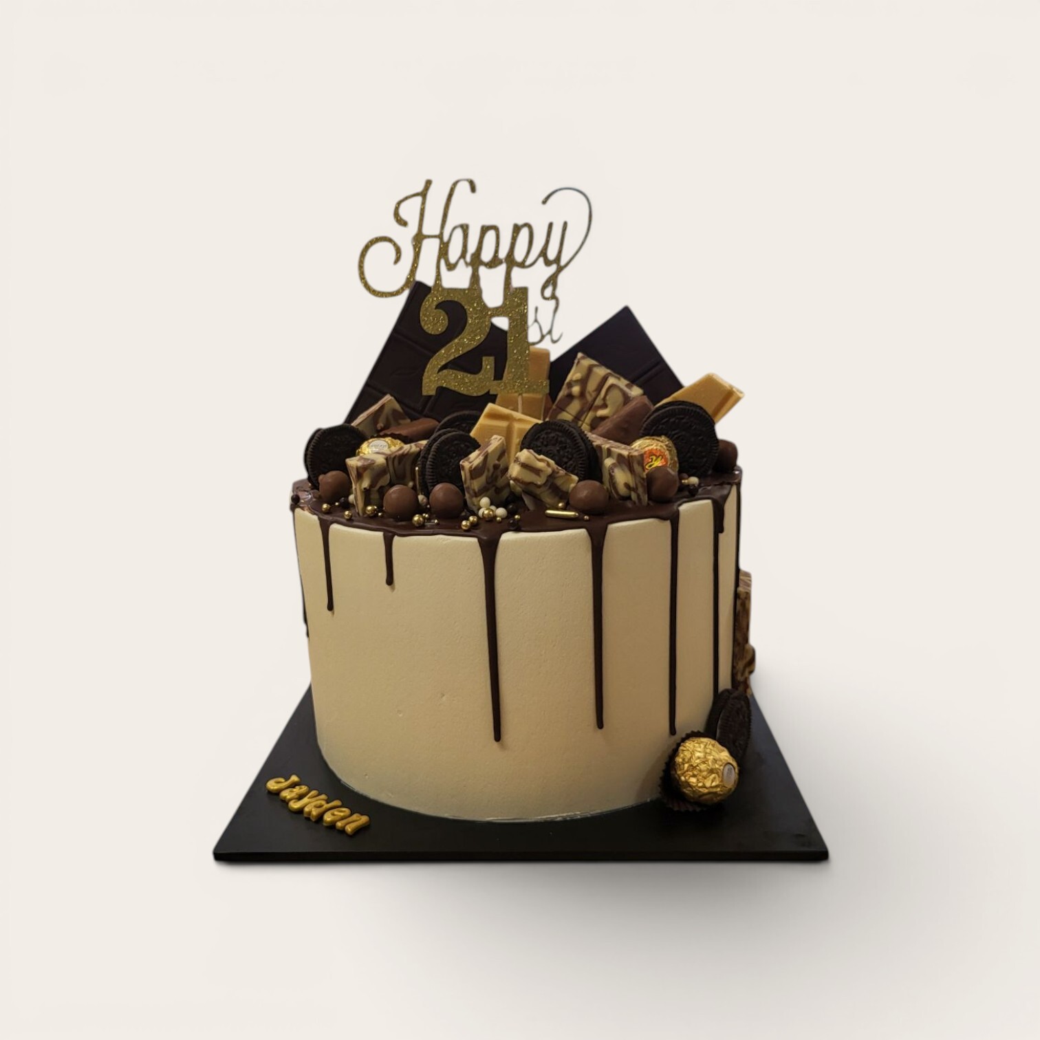 choc overload drip cake.jpg