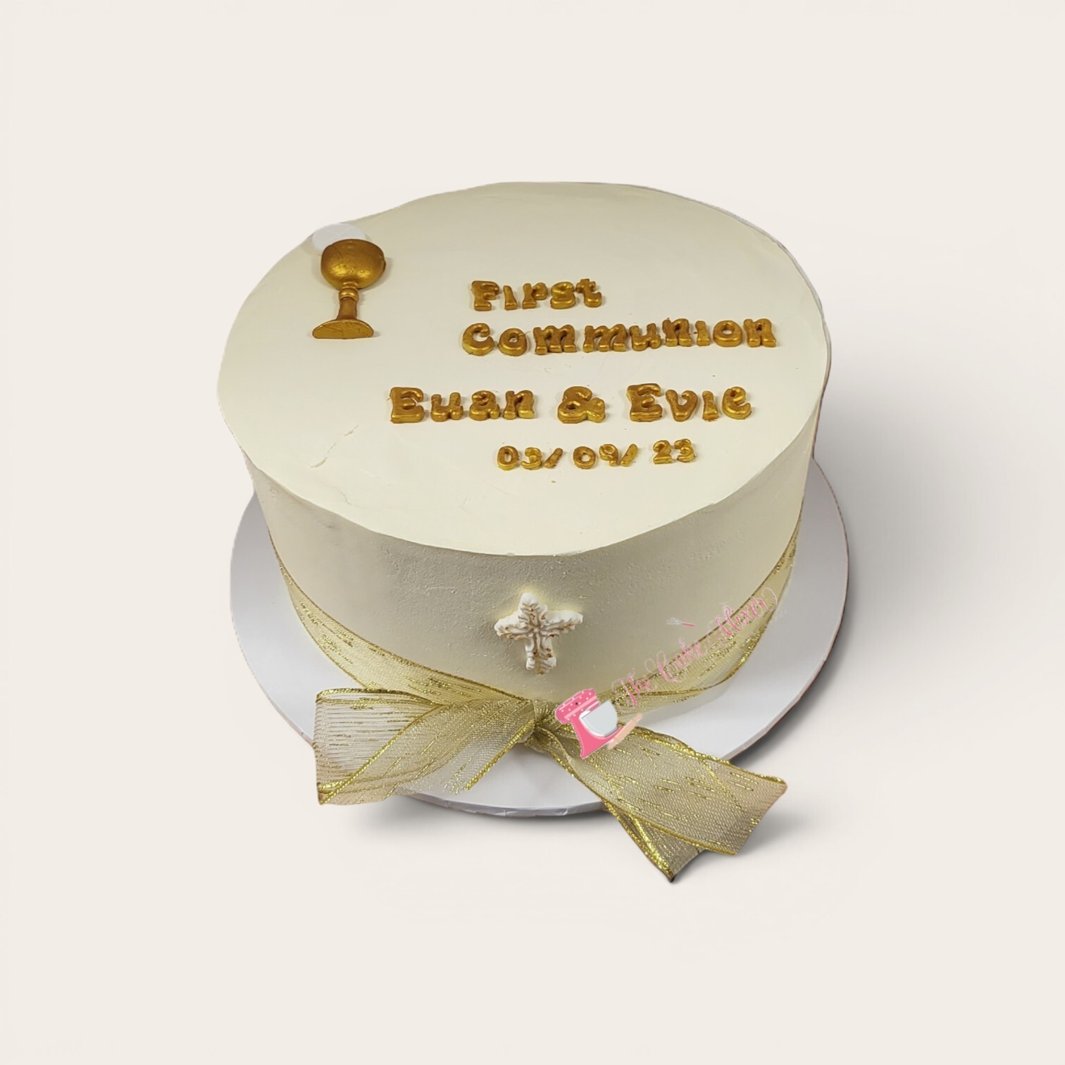 first communion cake.jpg
