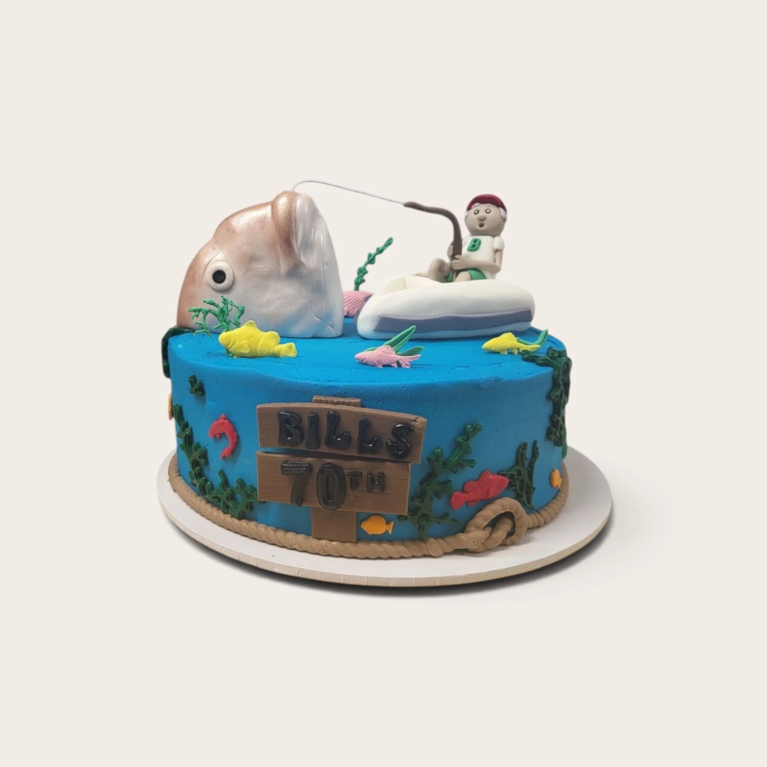 giant snapper fisherman cake.jpg