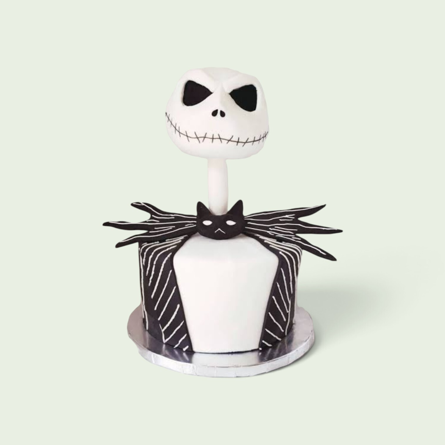 jack skellington cake.jpg