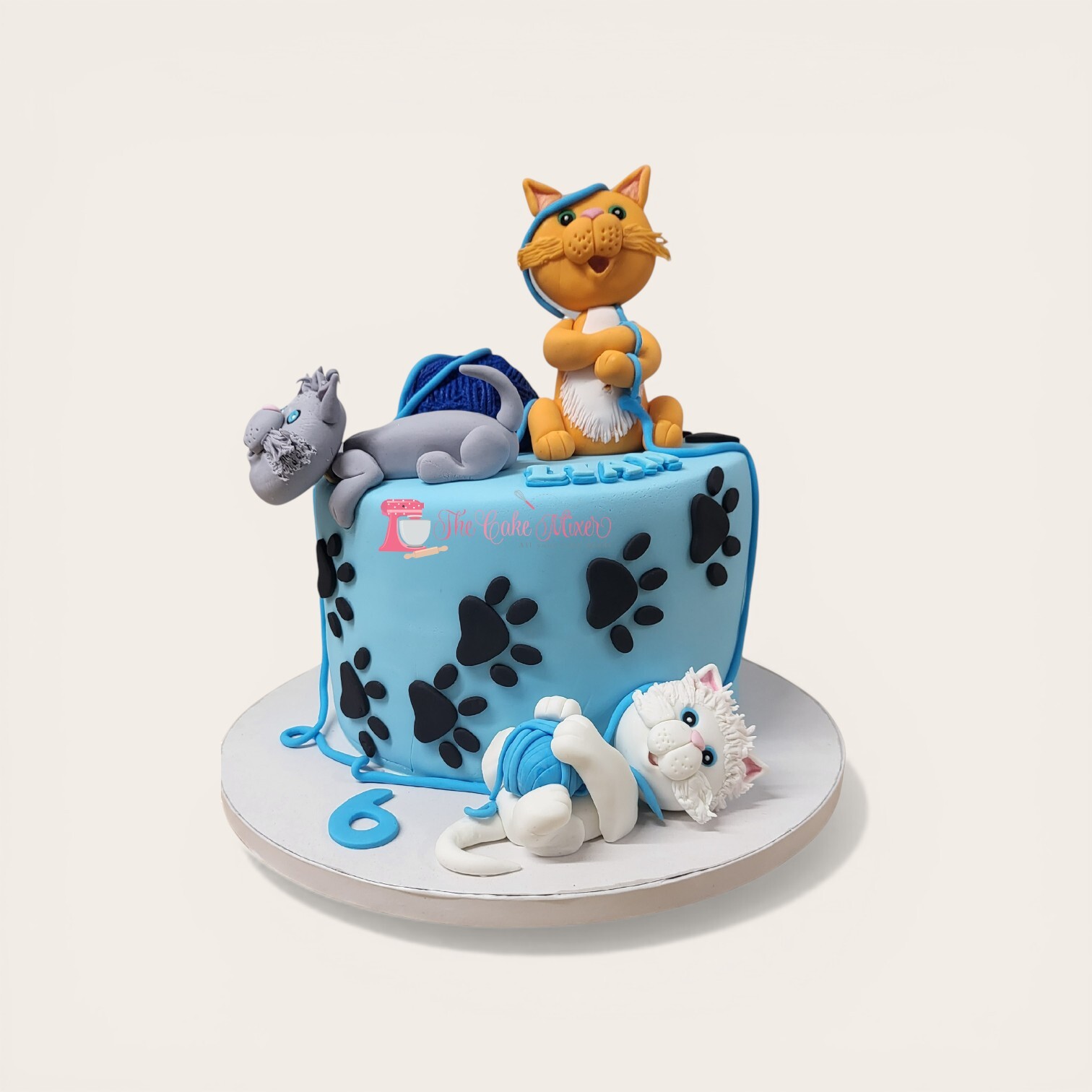 kitty birthday cake.jpg