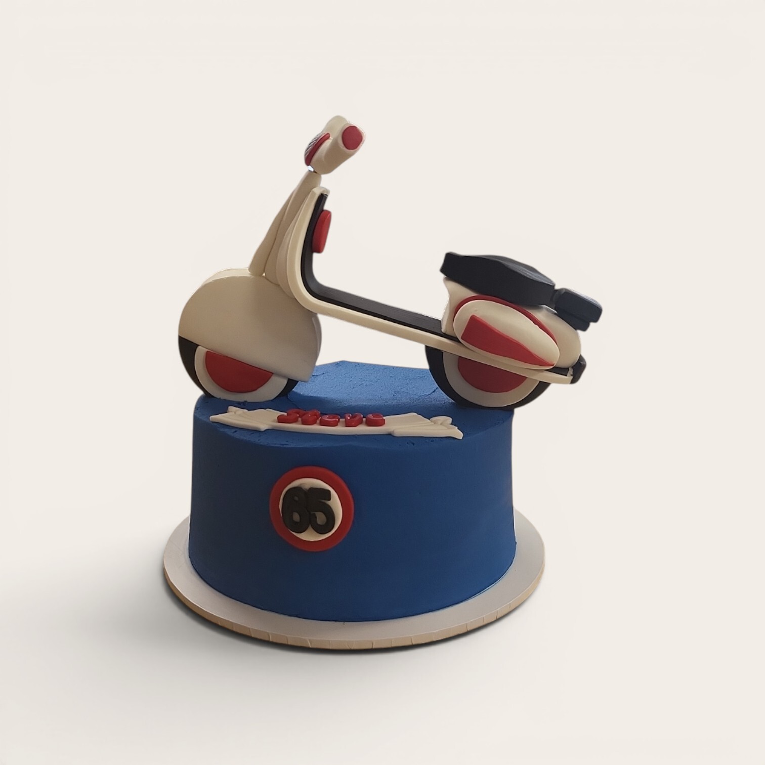 retro scooter cake.jpg