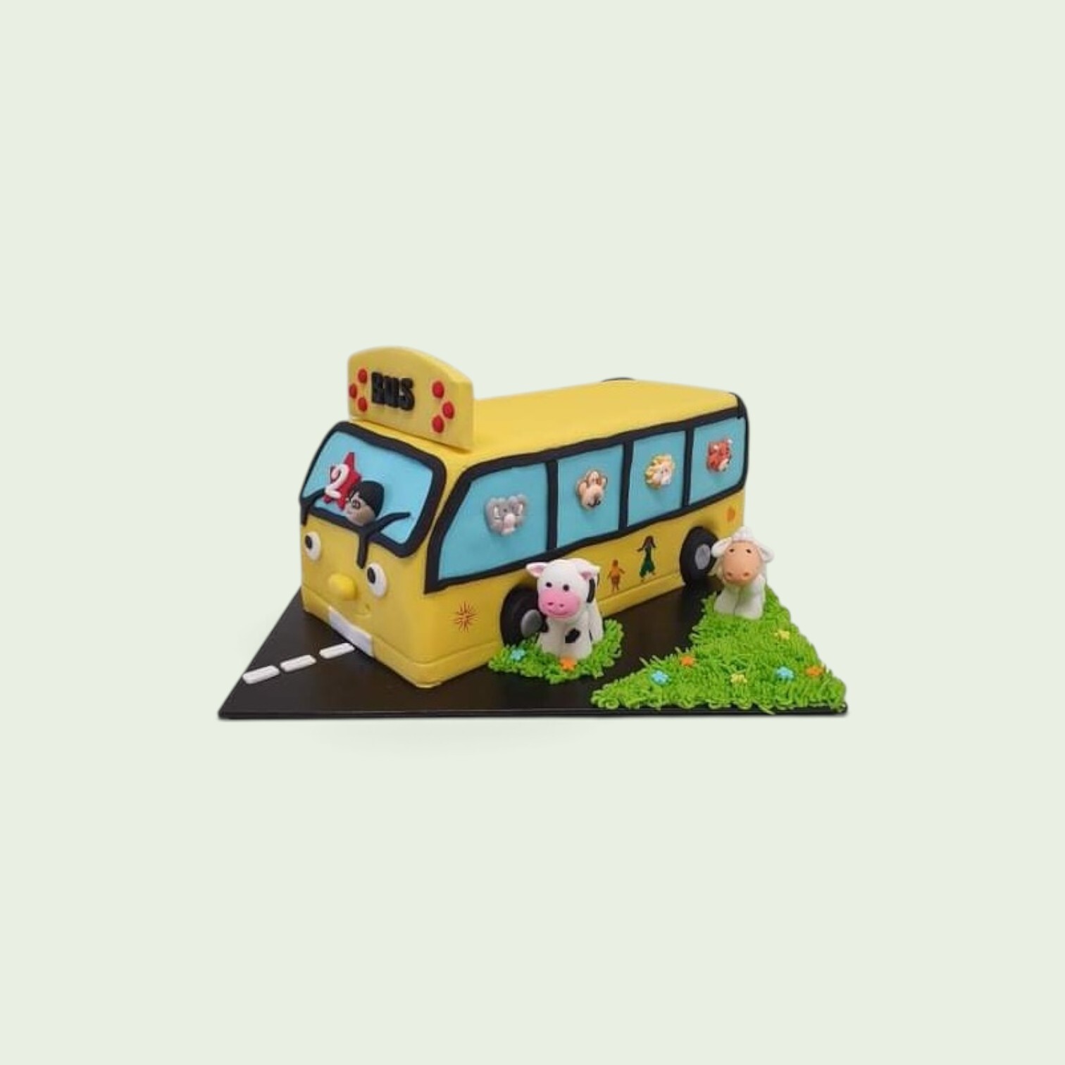 school bus cake.jpg