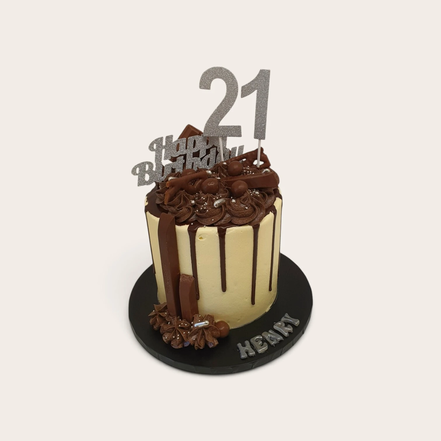 simple 21st drip cake.jpg