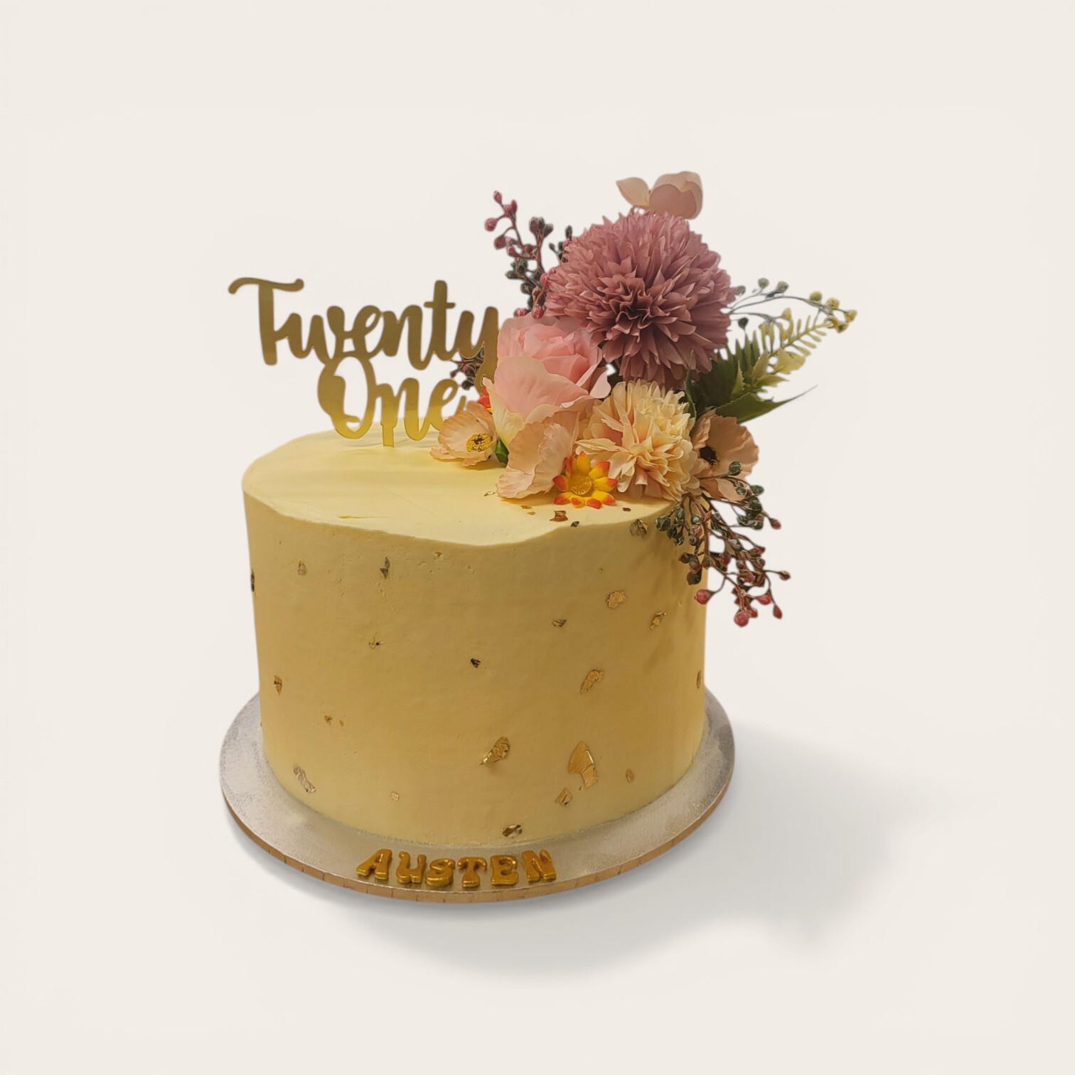 simple floral cake.jpg