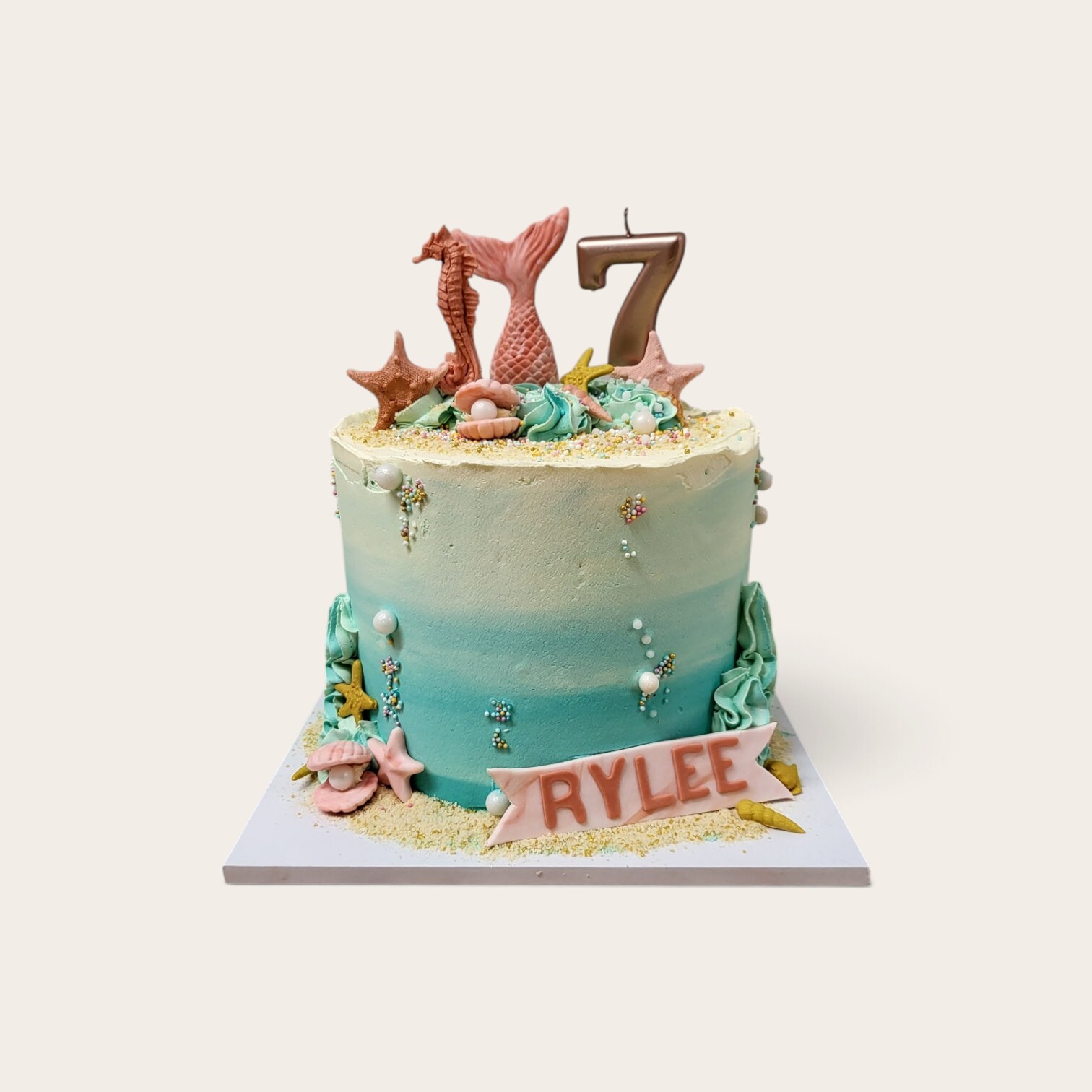 teal mermaid cake.jpg