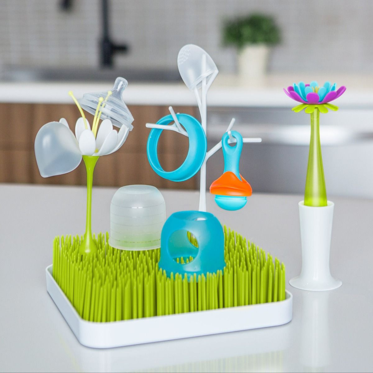 Boon Lawn Countertop Baby Bottle Drying Grass Baby Bottle Drying