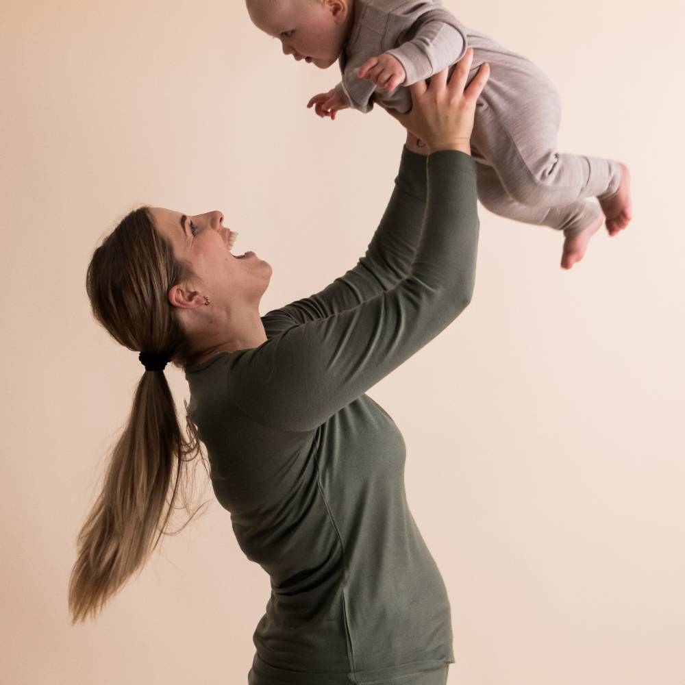 The Sleep Store All Seasons Merino/Tencel Women's Long Sleeve Top