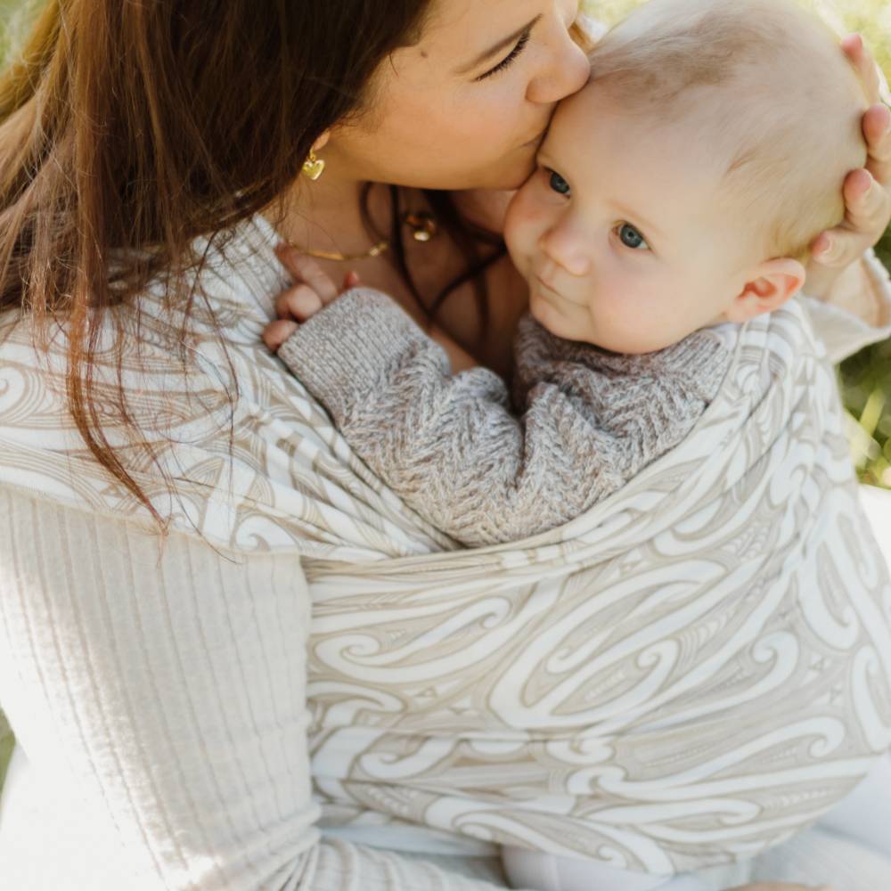 Hiwa & Awa Co Okooko Pepi Baby Wrap Carrier