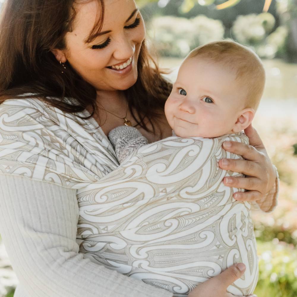 Hiwa & Awa Co Okooko Pepi Baby Wrap Carrier