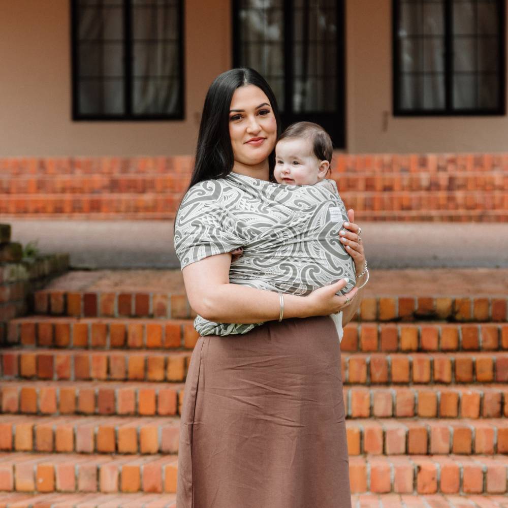 Hiwa & Awa Co Okooko Pepi Baby Wrap Carrier