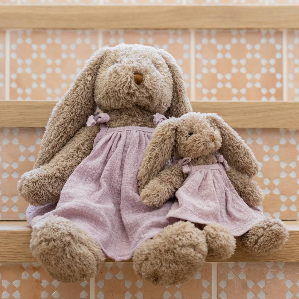 Nana Huchy Mrs Honey Bunny