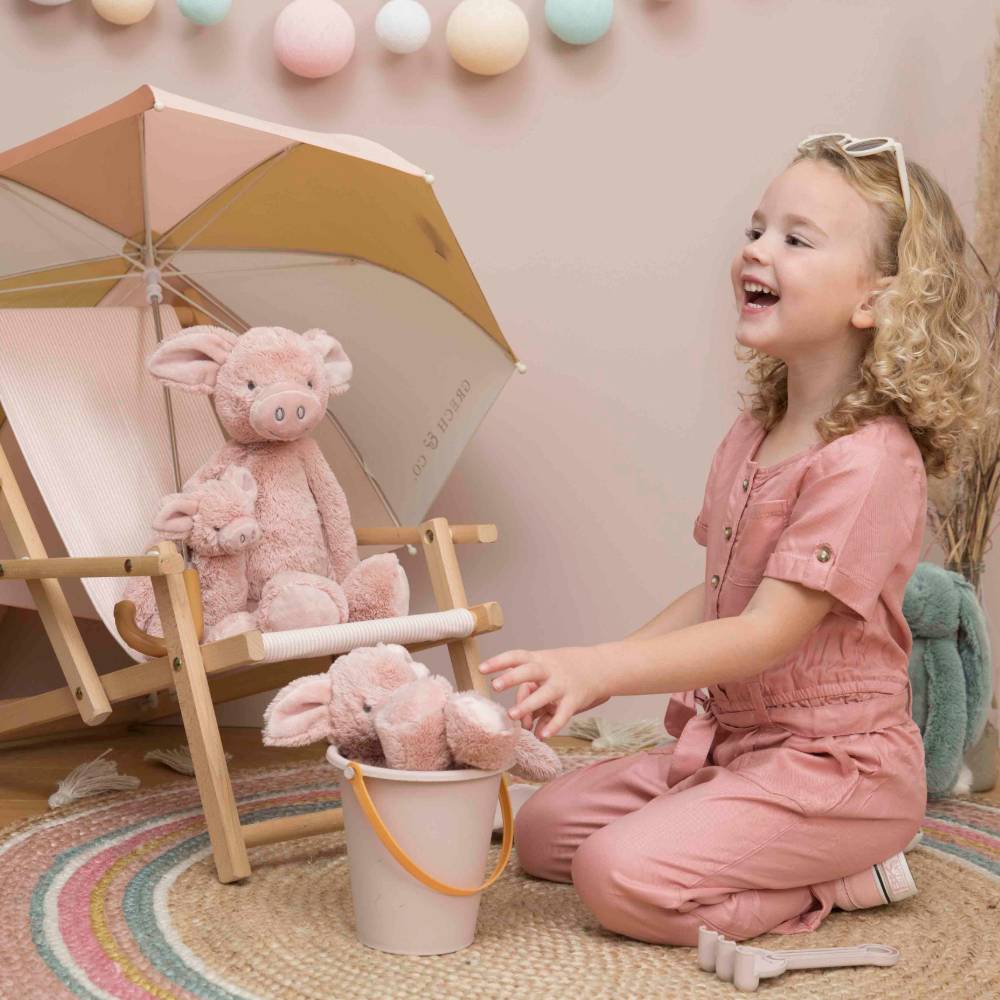 Happy Horse Pig Perry