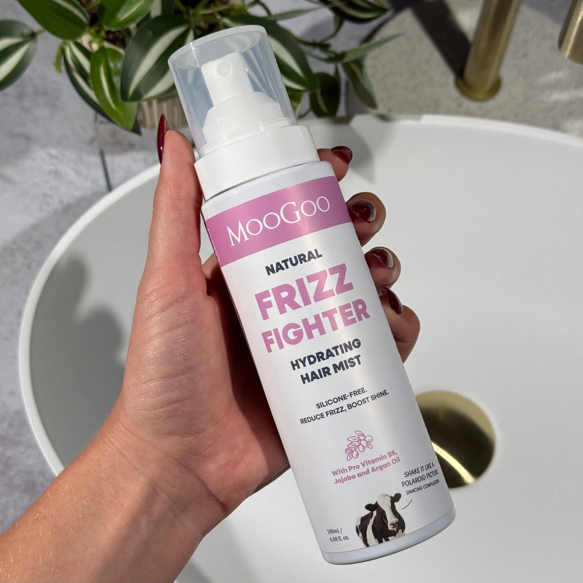 MooGoo Natural Frizz Fighter Hydrating Hair Mist