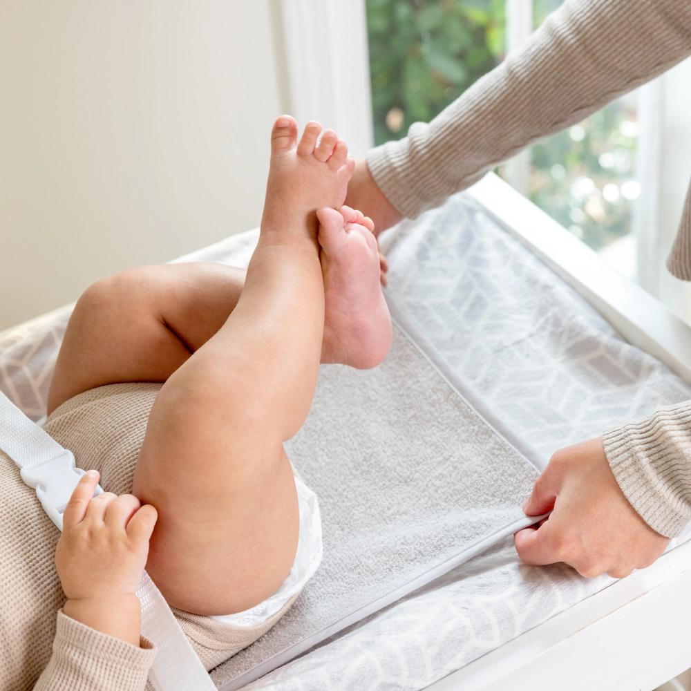 Summer by Ingenuity Basic Changing Essentials Kit