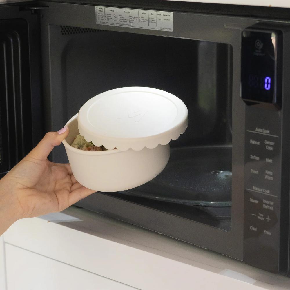 MontiiCo Silicone Scallop Bowl