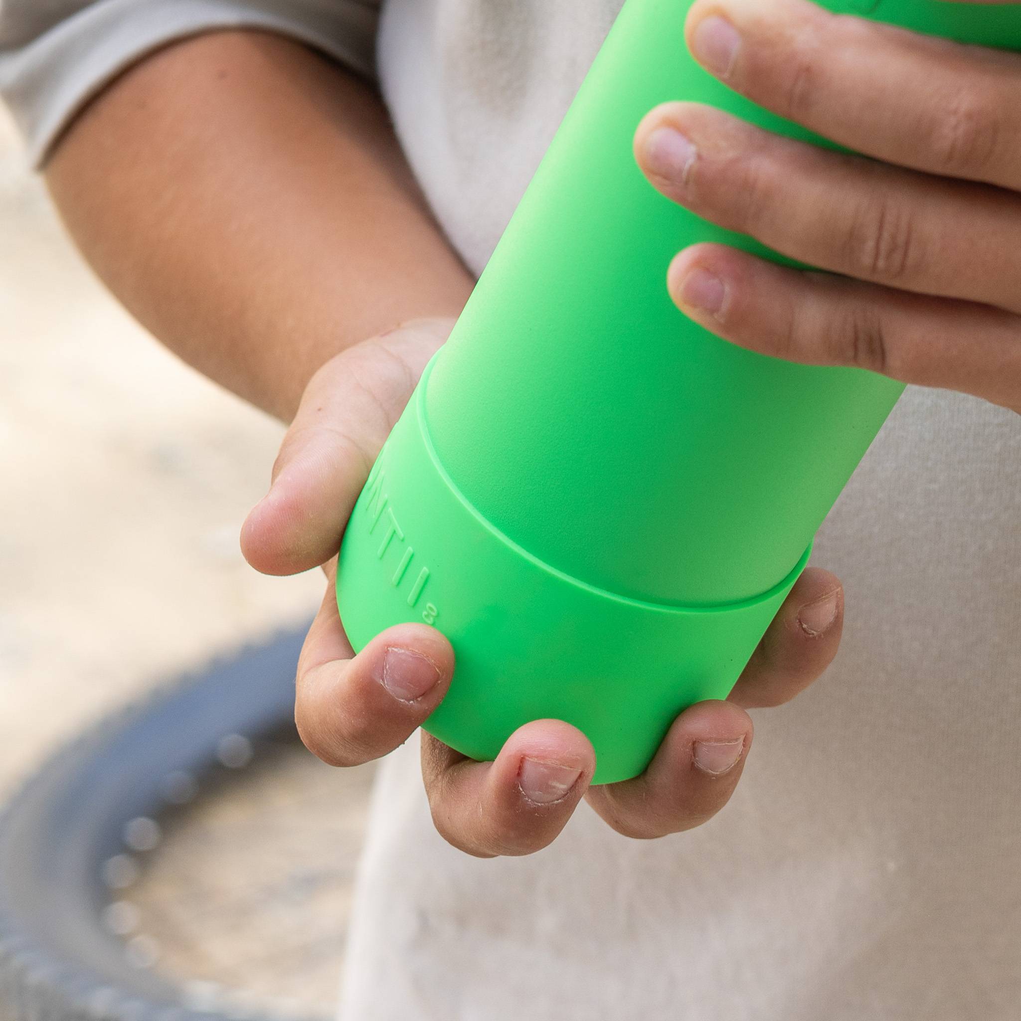 MontiiCo 700ml Fusion Complete Stainless Drink Bottle