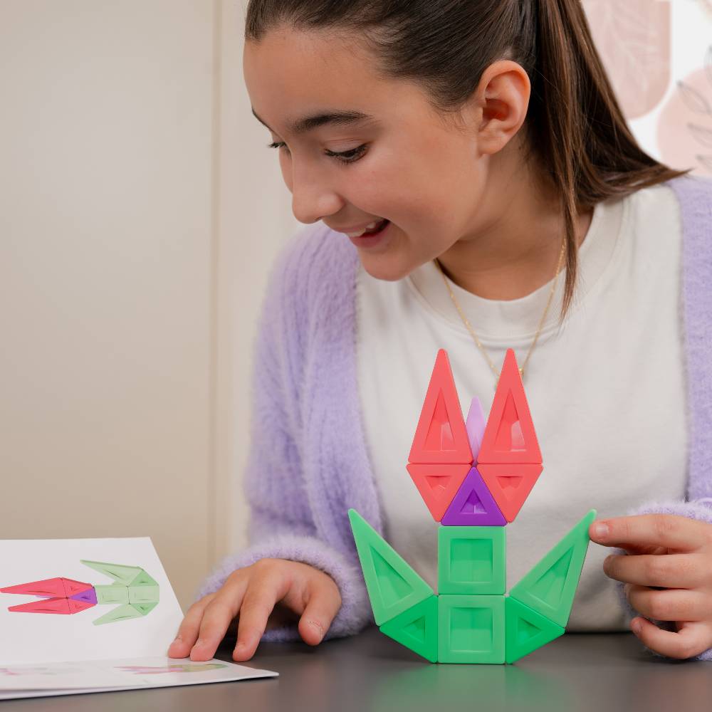 Connetix PRO Build It 4 Ways Flowers Pack - 21 Piece