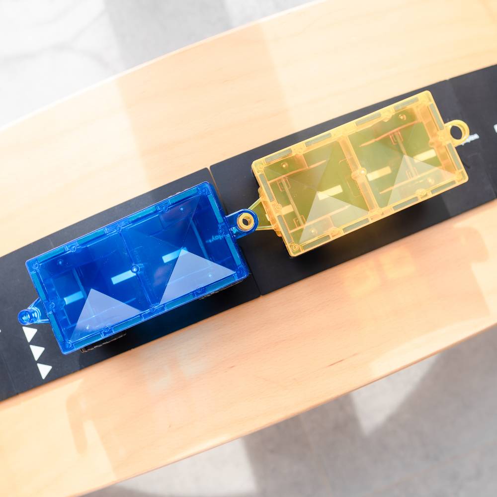 Connetix Bright Car Pack - 2 Piece