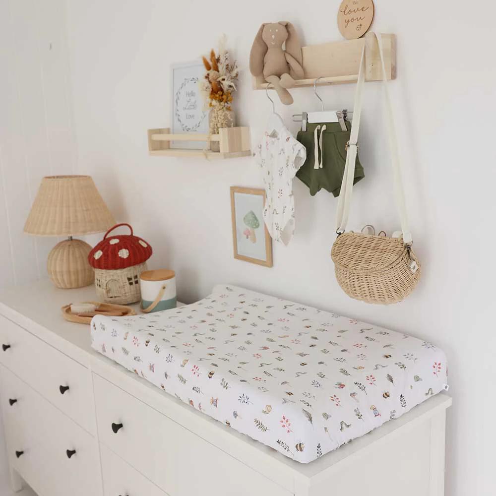 Snuggle Hunny Kids Fitted Bassinet Sheet / Change Pad Cover - 80 x 48cm Snuggle Hunny Kids Fitted Bassinet Sheet / Change Pad Cover - 80 x 48cm