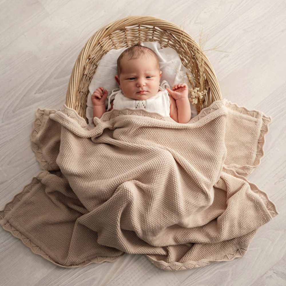 Mod & Tod Scalloped Edge Heirloom Blanket