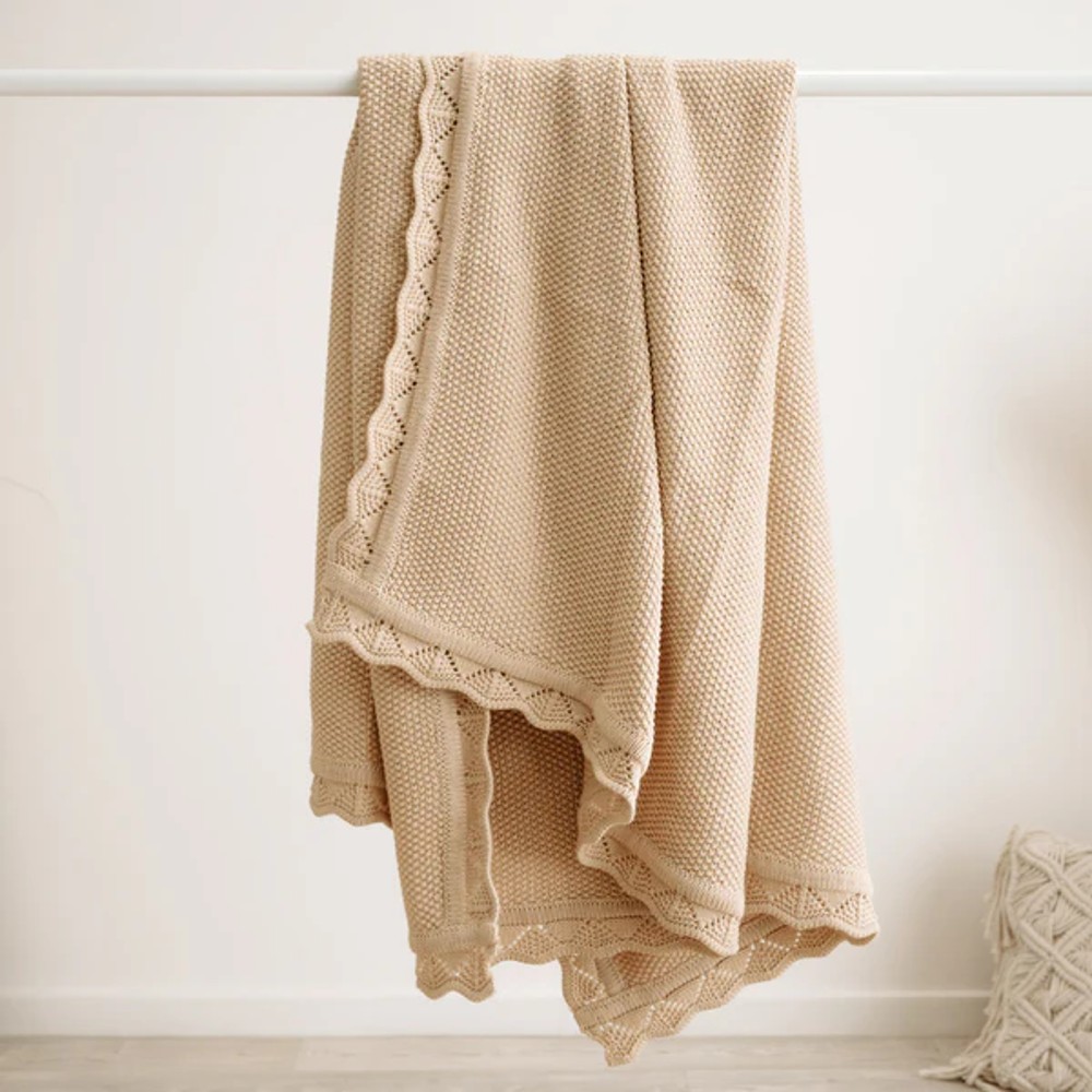 Mod & Tod Scalloped Edge Heirloom Blanket