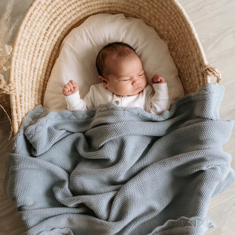Mod & Tod Scalloped Edge Heirloom Blanket