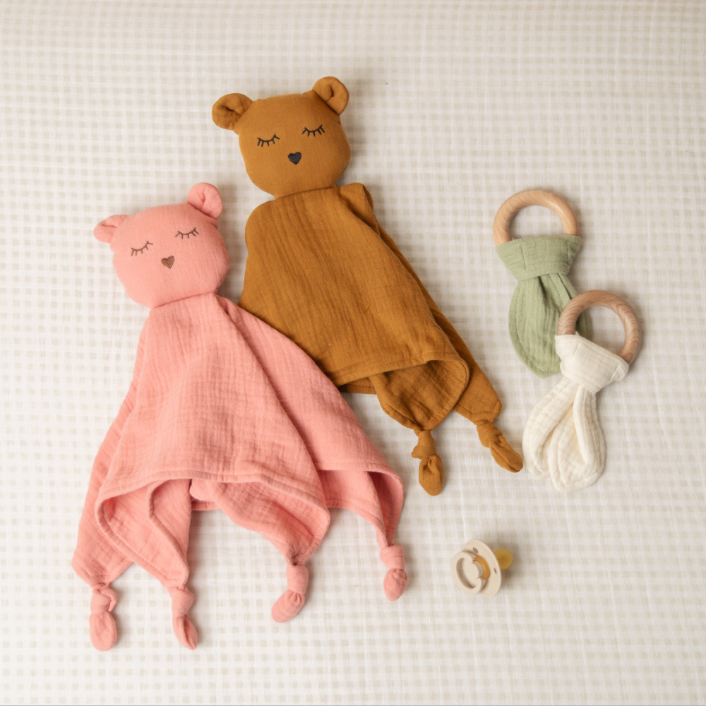 The Sleep Store Muslin & Wood Teether