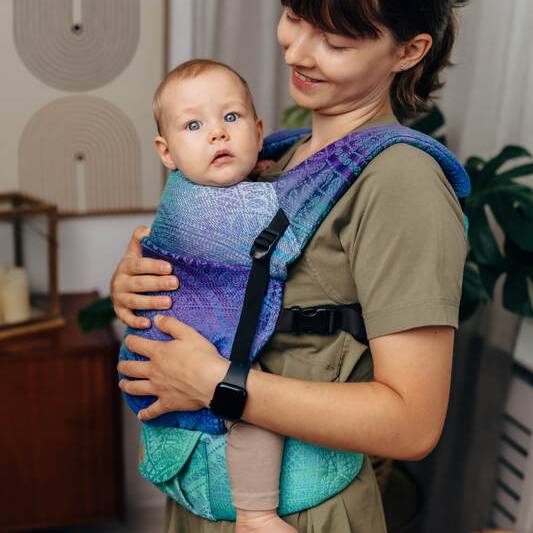 Lenny Lamb Light Carrier - Jacquard