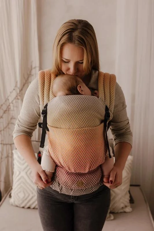 Lenny Lamb Light Carrier - Jacquard