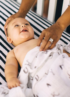 Choosing a Safe Bed for your Newborn Baby