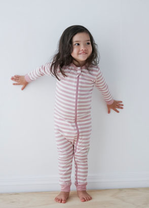 Popular Questions - How can I get my toddler to stay in bed? Popular Questions - How can I get my toddler to stay in bed?