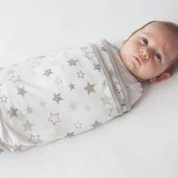 02-fitted-swaddles-miracle-blanket.jpg