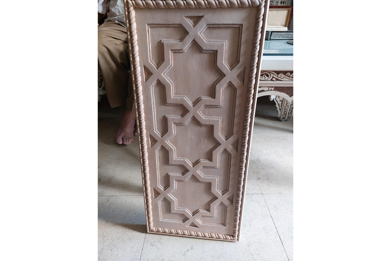 Arabesque relief wood panel in hand-cut solid wood