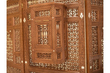 Mashrabiya room divider in hand-cut solid wood