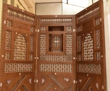 Syrian Three-Panel Mashrabiya Screen with Mother of Pearl — view 18