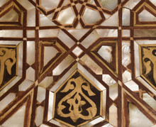 Moroccan Mother of Pearl Inlay Side Table 29.5″