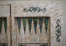 Mother of Pearl Backgammon Board 25.5 in — detail 5