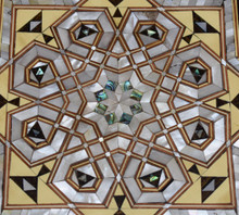 Octagonal Mother of Pearl Side Table on Four Turned Legs, 20 in — detail 5
